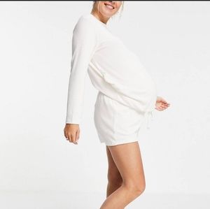 Shorts and long sleeve top set maternity used